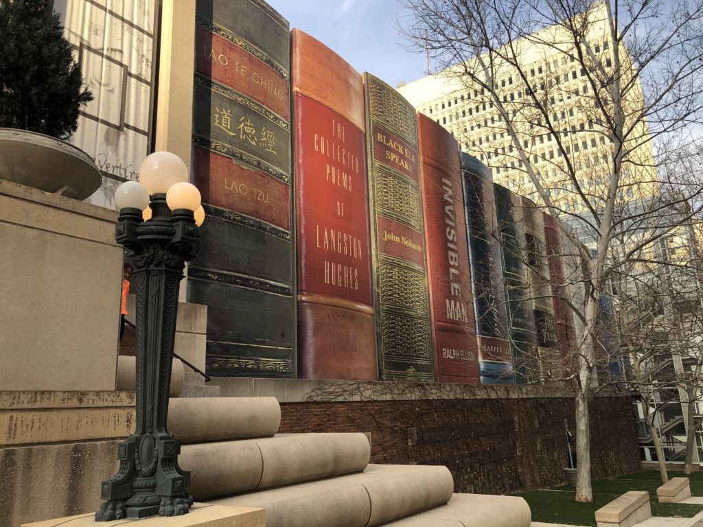 Kansas City Public Library temporarily closes all 10 locations due