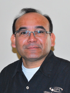 Pastor Luis Mendoza.tif